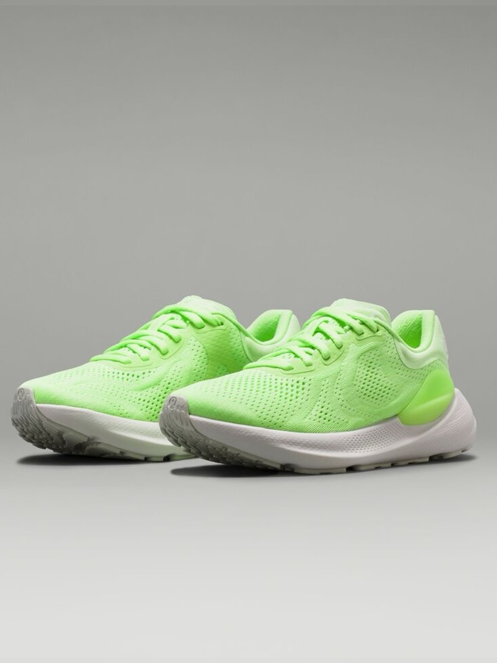 Lululemon Womens Beyondfeel Running Shoe 10
Green Freeze / Light Vapor / White